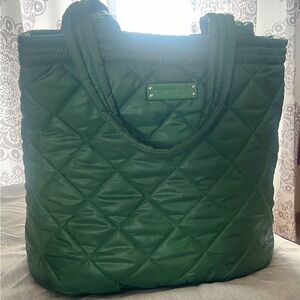 Large Vera Bradley quilted green lightweight shoulder tote bag